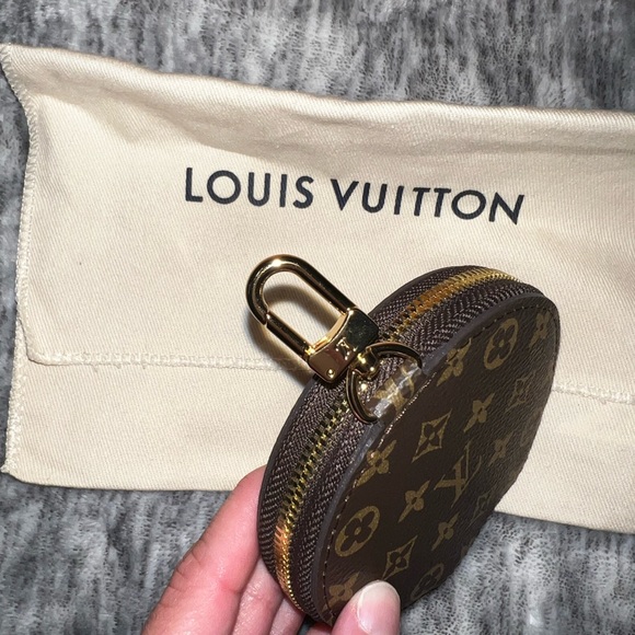 NEW LOUIS VUITTON MONOGRAM COIN WALLET ROUND MULTI POCHETTE COIN PURSE - Picture 13 of 14